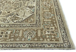 Semi Antique Muted Beige Floral 6'5X9'6 Distressed Vintage Oriental Rug