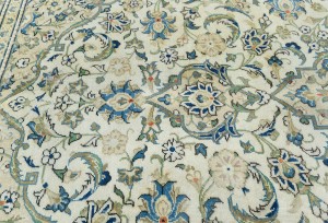 Antique Muted Cream Floral 6'5X9'7 Distressed Vintage Oriental Rug