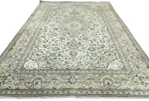 Antique Muted Cream Floral 6'5X9'7 Distressed Vintage Oriental Rug