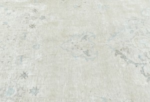 Antique Muted Beige Floral 8X11 Distressed Vintage Oriental Rug