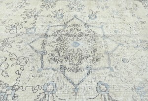 Antique Floral Traditional 6'8X9'3 Distressed Vintage Oriental Rug