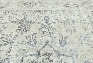 Antique Floral Traditional 6'8X9'3 Distressed Vintage Oriental Rug