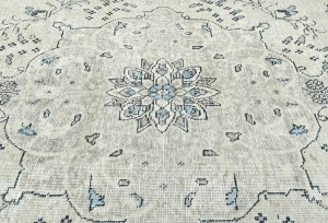 Antique Floral Traditional 6'5X9'2 Distressed Vintage Oriental Rug