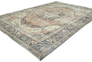 Antique Muted Classic Floral 6'7X9'4 Distressed Vintage Oriental Rug
