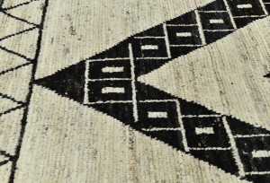 Cream & Black Tribal Modern 8'5X9'8 Moroccan Style Oriental Rug
