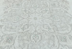 Antique Muted Floral Classic 6'5X9'4 Distressed Vintage Oriental Rug