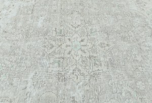 Antique Muted Beige Floral 9'8X12'4 Distressed Vintage Oriental Rug