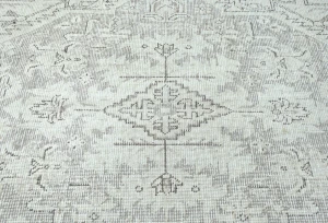Antique Muted Beige Floral 6X9 Distressed Vintage Oriental Rug