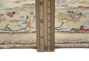Vintage Cream Traditional 2'7X5'4 Kashan Persian Rug