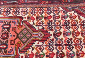 Vintage Cream Tribal 2'7X4'1 Tajabad Persian Oriental Rug