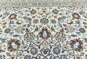 Vintage Cream Traditional Floral 10X13 Kashan Persian Rug