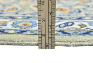Semi Antique Cream Traditional 7X11 Kashan Persian Rug