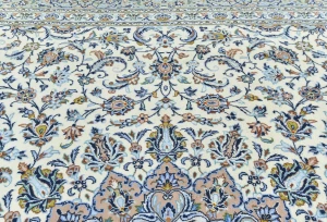 Vintage Cream Traditional Floral 10X14 Kashan Persian Rug