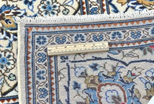 Vintage Cream Traditional 7X10 Kashan Persian Rug