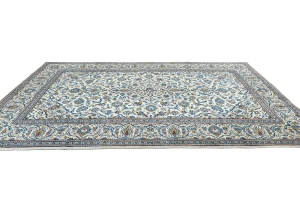 Vintage Cream Traditional 7X10 Kashan Persian Rug