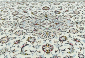Vintage Cream Traditional 6'3X9'5 Kashan Persian Rug