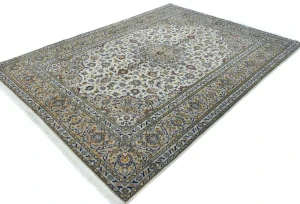 Vintage Cream Traditional Floral 6'7X9'4 Kashan Persian Rug