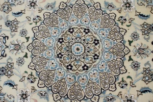 Cream Traditional Classic 5X8'5 Nain Persian Rug