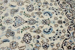 Cream Traditional Classic 5X8'5 Nain Persian Rug