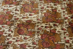 Muted Cream Semi Antique Floral 6'6X9'4 Sirjan Persian Rug