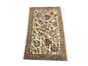 Vintage Cream Traditional Floral 2X3 Kashan Persian Rug