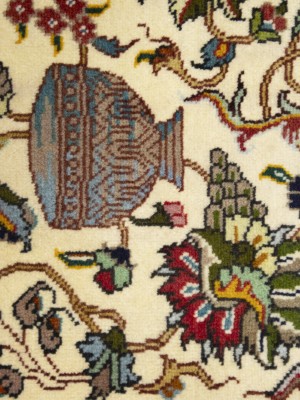 Vintage Cream Traditional Floral 2X3 Kashan Persian Rug