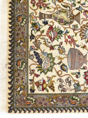 Vintage Cream Traditional Floral 2X3 Kashan Persian Rug