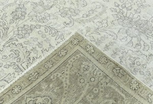 Antique Muted Beige Floral 9'6X12'5 Distressed Vintage Oriental Rug
