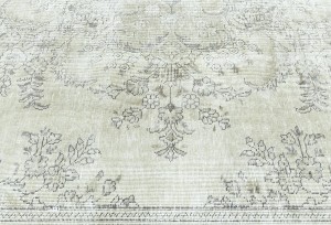 Antique Muted Beige Floral 9X11'5 Distressed Vintage Oriental Rug