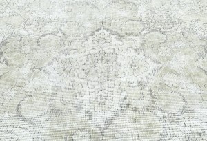 Antique Muted Beige Floral 9X11'5 Distressed Vintage Oriental Rug
