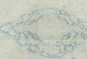 Antique Muted Beige Floral 7'7X10'6 Distressed Vintage Oriental Rug