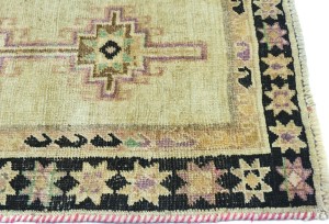 Antique Muted Beige Tribal 5X8 Distressed Vintage Oriental Rug