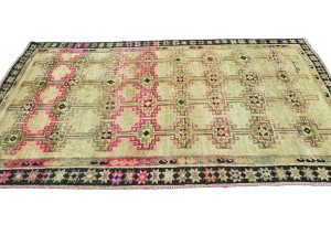 Antique Muted Beige Tribal 5X8 Distressed Vintage Oriental Rug