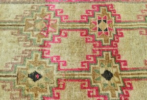 Antique Muted Beige Tribal 5X8 Distressed Vintage Oriental Rug