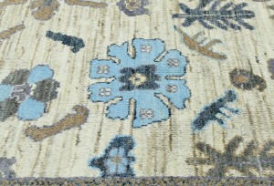 Cream Floral Oushak Peshawar 9'3X12'8 Pakistan Oriental Rug