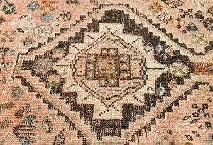 Antique Muted Rusty Pink Tribal 5X8 Distressed Vintage Oriental Rug