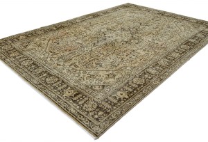 Muted Traditional Floral 6'5X9'3 Distressed Tabriz Persian Rug