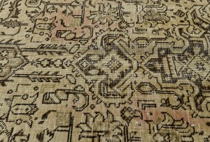 Muted Traditional Floral 6'5X9'3 Distressed Tabriz Persian Rug