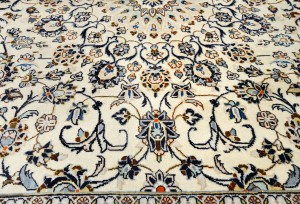 Vintage Cream Traditional 9X13 Kashan Persian Rug