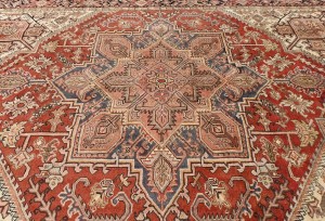 Vintage Rusty Red Geometric 7X9 Heriz Persian Rug