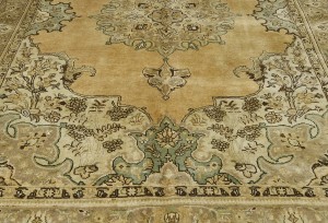 Semi Antique Muted Floral 7X10 Distressed Vintage Oriental Rug