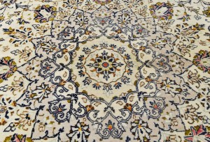 Vintage Cream Traditional 10X13 Kashan Persian Rug