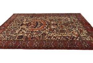 Vintage Floral Traditional 7'0X9'6 Bakhtiari Persian Rug