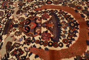 Vintage Floral Traditional 7'0X9'6 Bakhtiari Persian Rug
