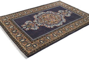 Vintage Plum Floral 3X5 Shahreza Persian Rug