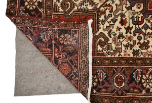 Vintage Red Geometric 7X9 Heriz Persian Rug