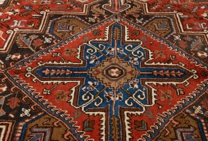 Vintage Red Geometric 7X9 Heriz Persian Rug