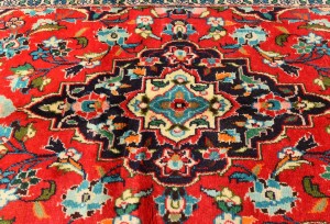 Vintage Red Traditional 3'7X7'0 Kashan Persian Rug