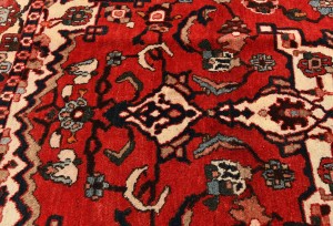 Vintage Red Tribal 4'8X6'4 Bakhtiari Persian Rug