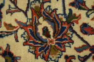 Vintage Cream Floral 8X11 Sarouk Persian Rug
